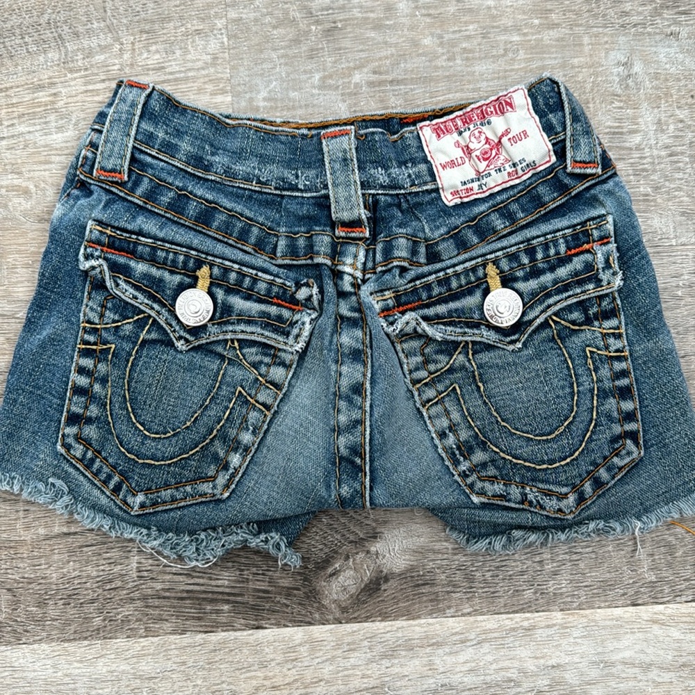 TRUE RELIGION kids shorts size 10